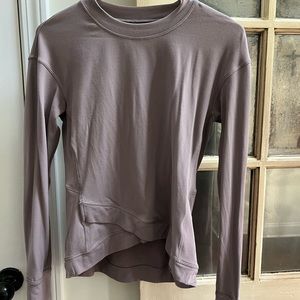 Lululemon running shirt with thumbholes, size 6, EUC